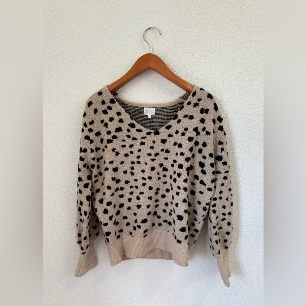 Dee Elly Brown and Black Leopard Print V-Neck Cozy Fall Sweater Women’s Size M